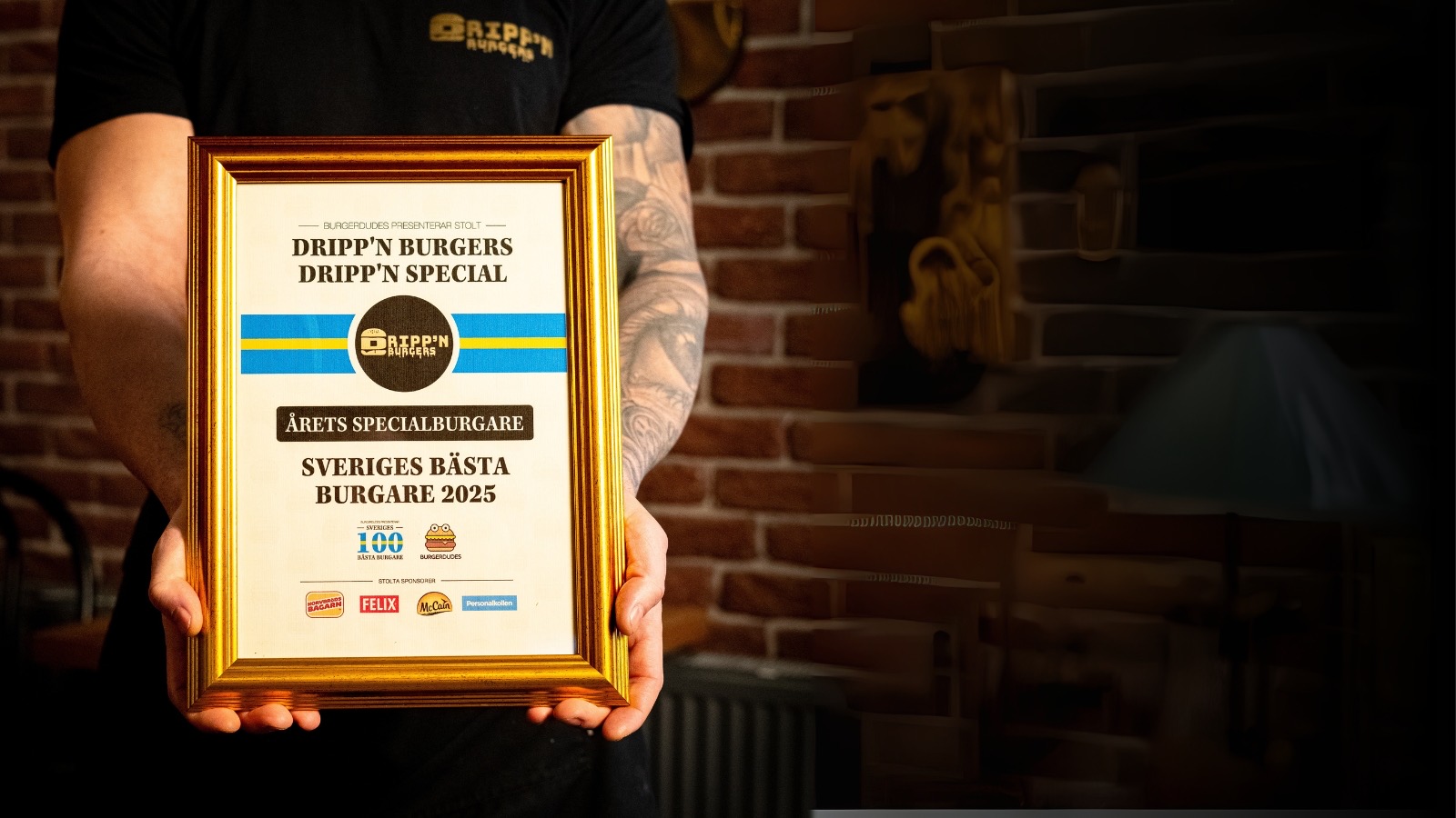 Inramat diplom från Burgerdudes: Dripp'n Special utsedd till Årets Specialburgare i Sveriges 100 bästa burgare 2025